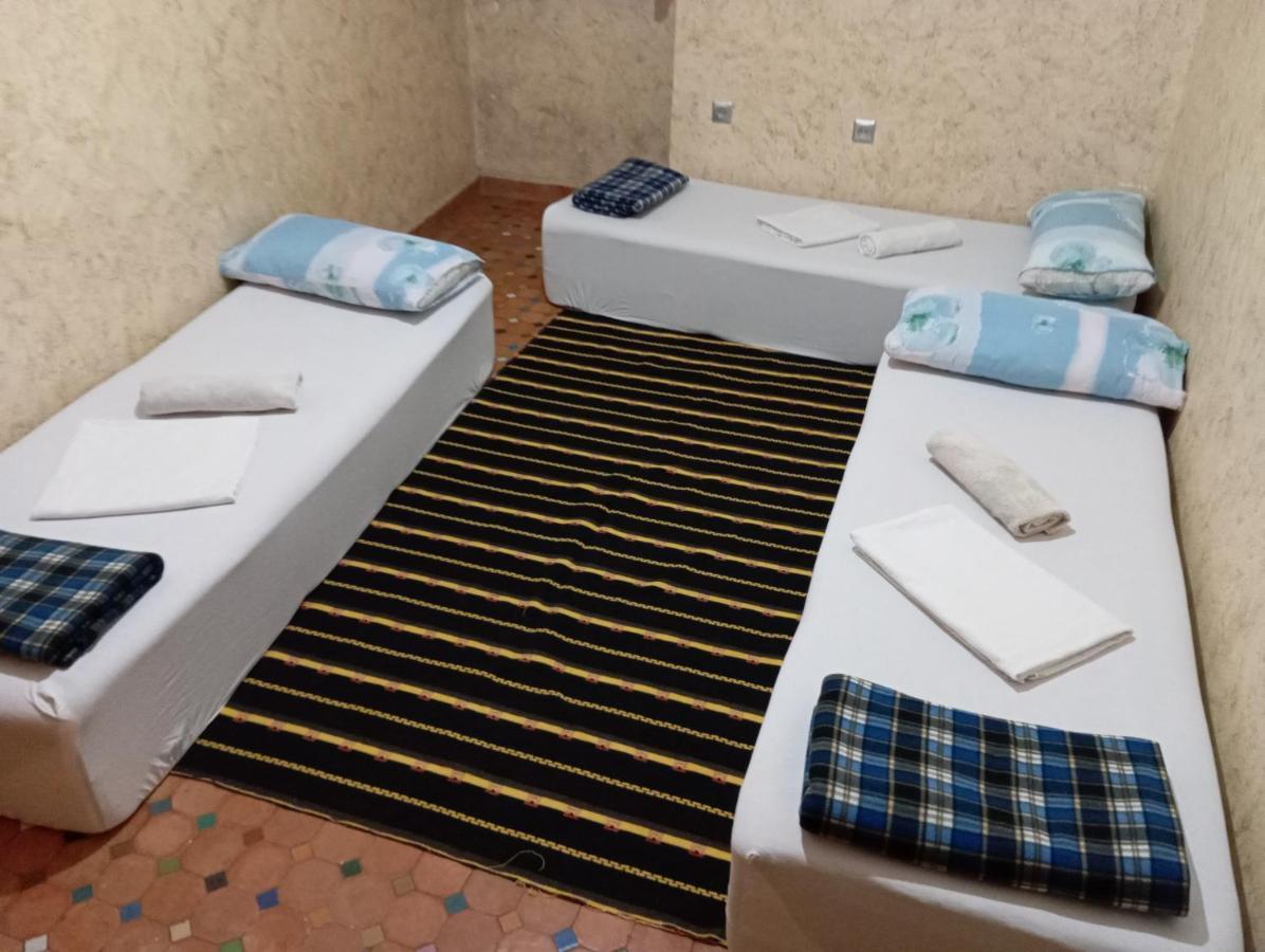 Kayezer Hostel Rabat Bilik gambar