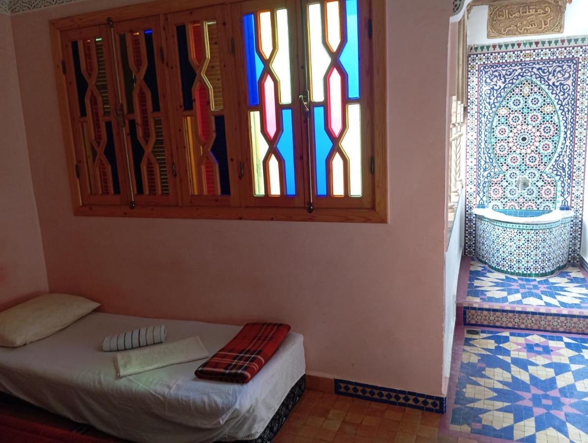Kayezer Hostel Rabat Bilik gambar
